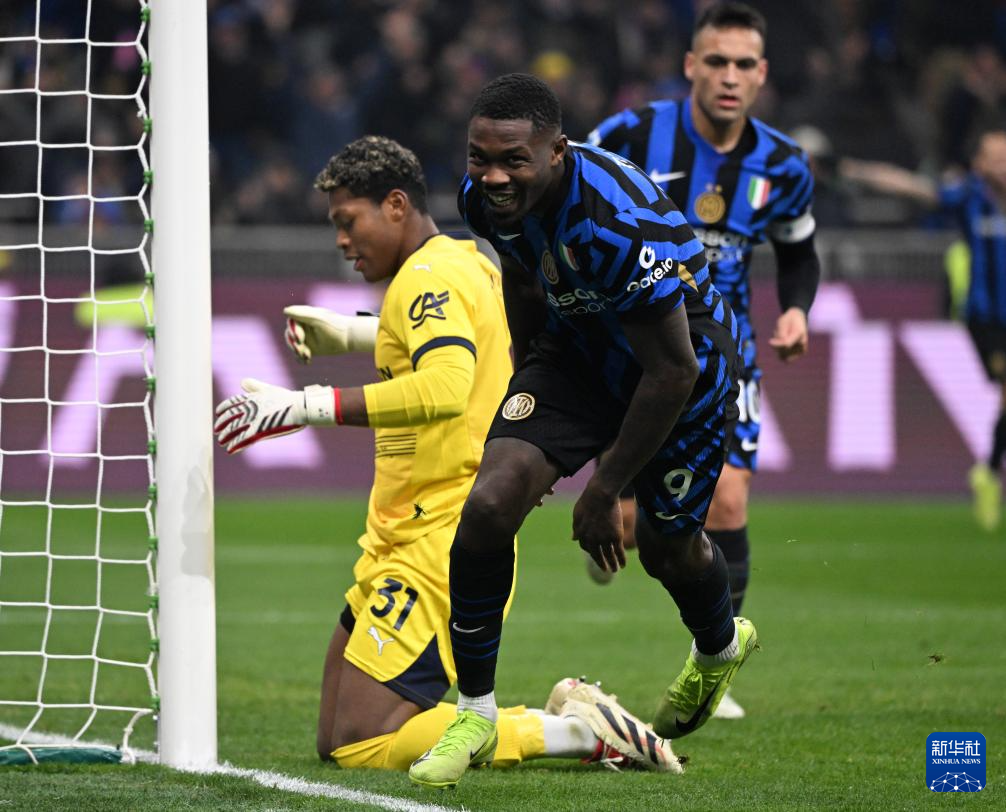 黑白直播-AC米兰逆转帕尔马，取得关键胜利的简单介绍