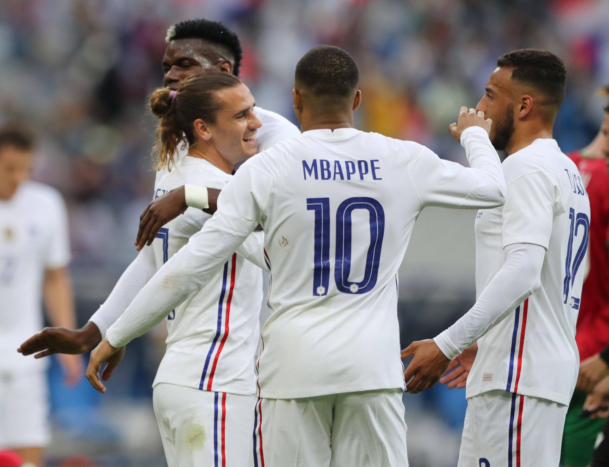 黑白直播nba-包含比利时vs兰支队：赛场对决，胜者豪取三分的词条