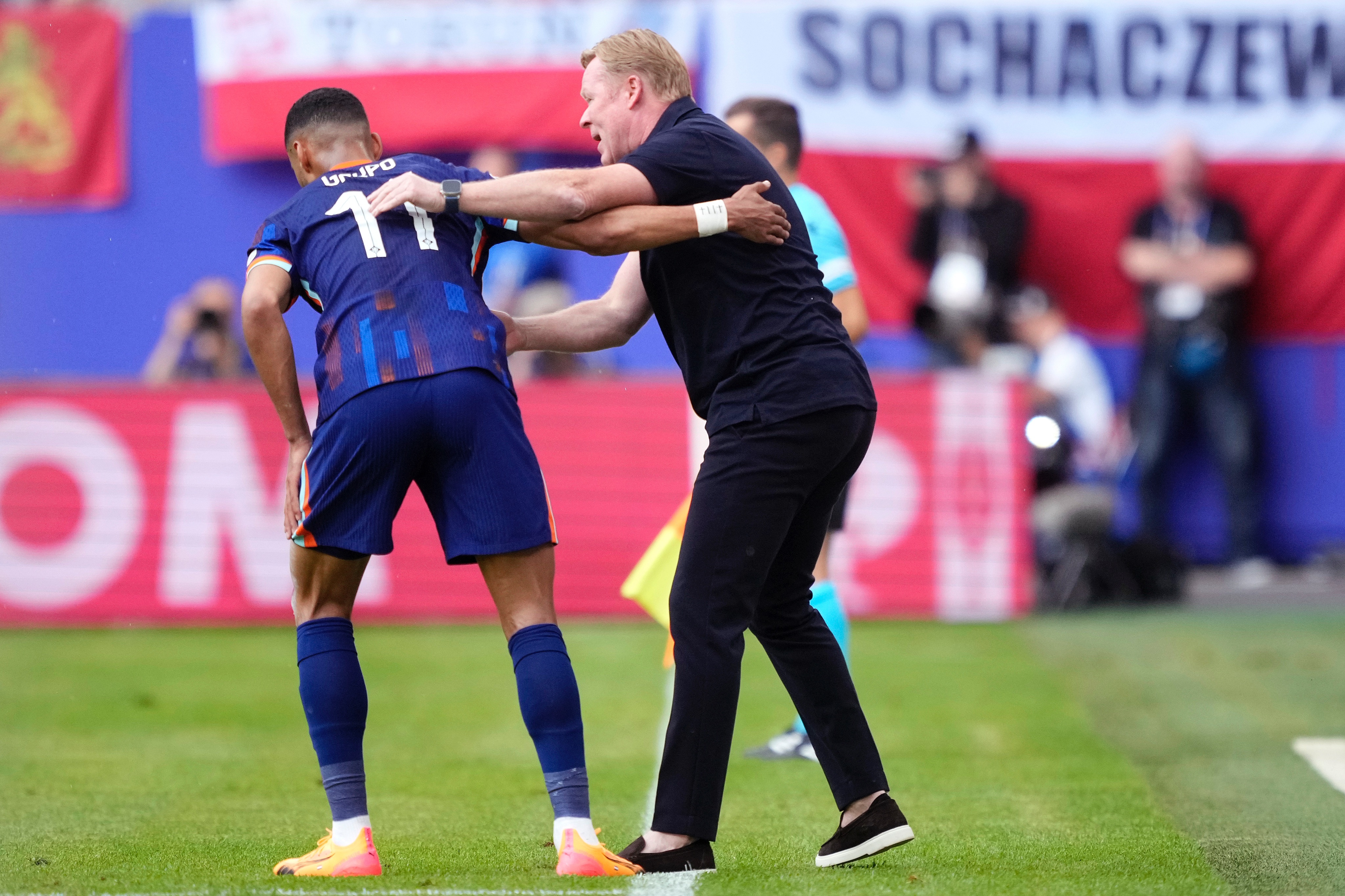 黑白直播-荷兰遭遇败仗：欧洲杯预选赛晋级被质疑的简单介绍