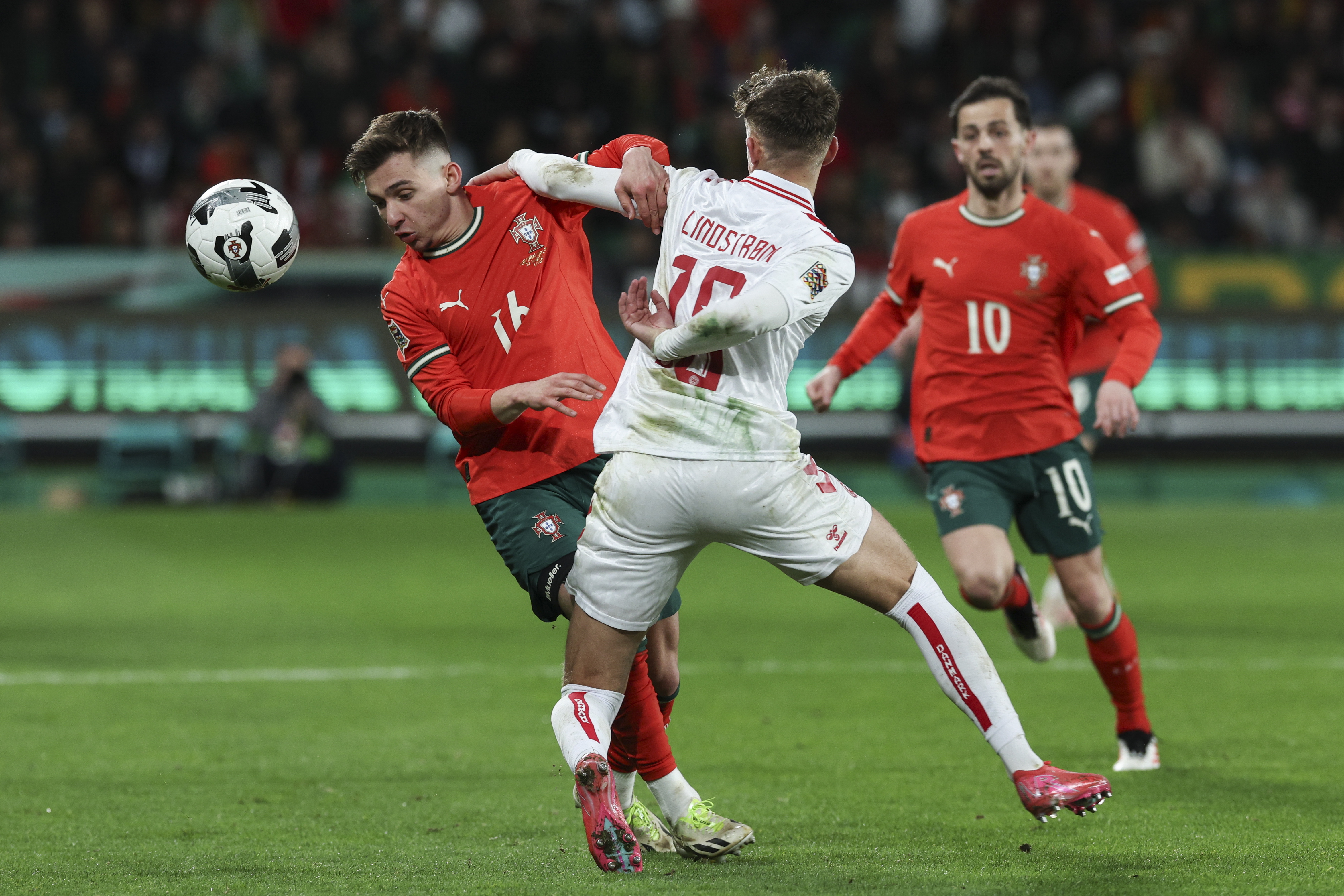 黑白直播-葡萄牙击败瑞士，成功晋级欧锦赛四强