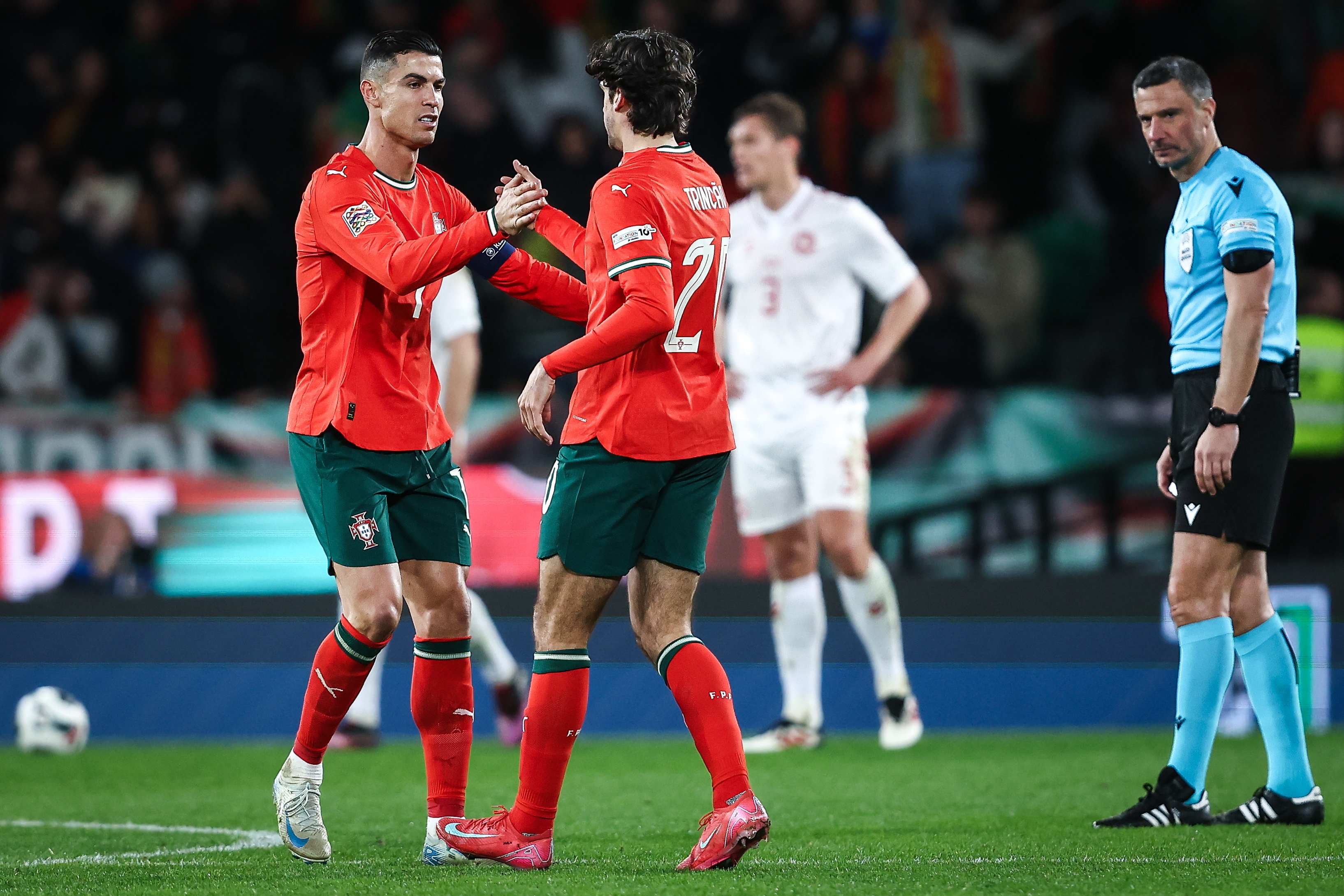 葡萄牙击败瑞士,成功晋级欧锦赛四强 葡萄牙击败瑞士,成功晋级欧锦赛四强