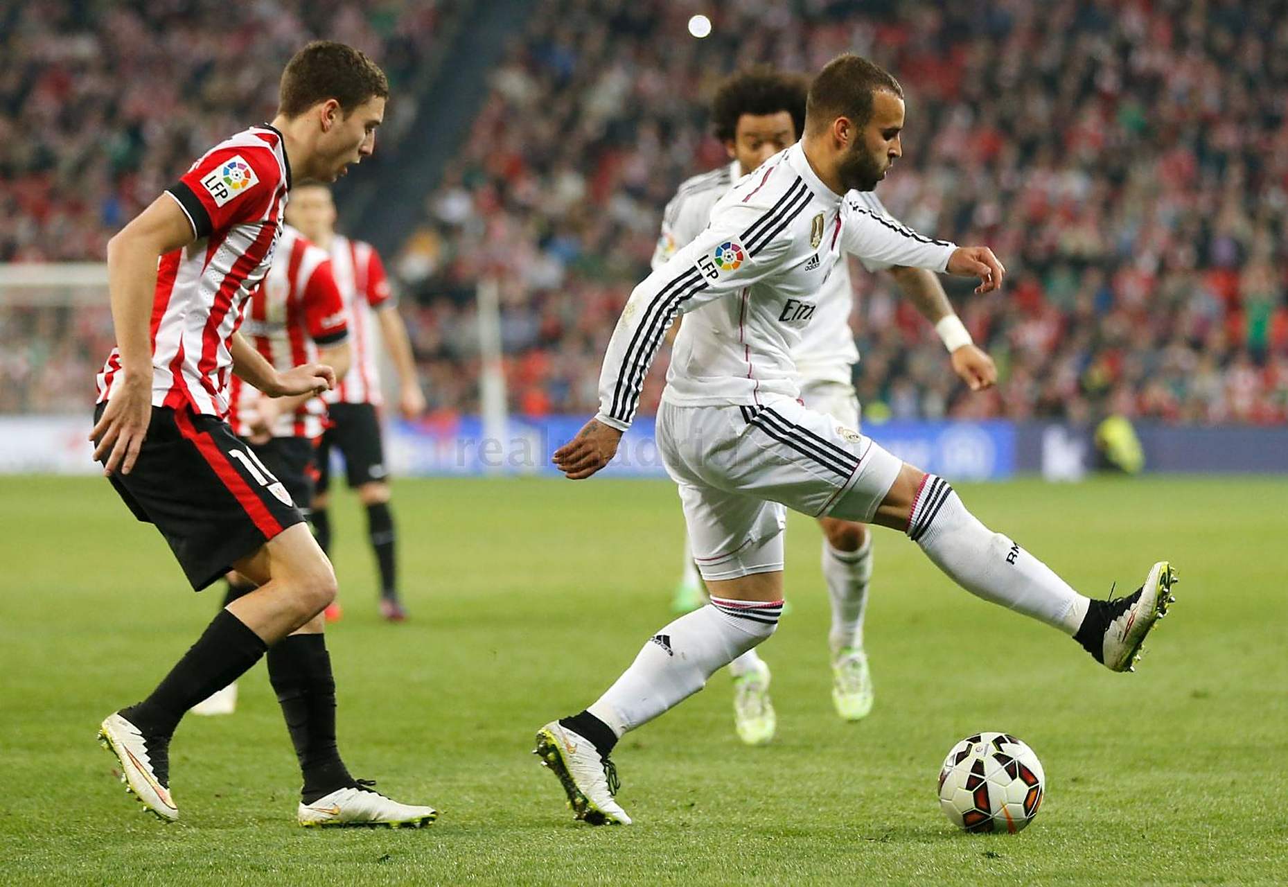 关于皇马客场挑战毕尔巴鄂，胜负悬念难料的信息