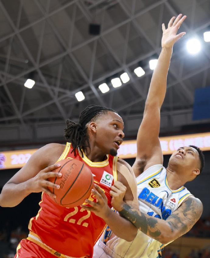 浙江队轻取胜利,击败北京首钢队 浙江队轻取胜利,击败北京首钢队