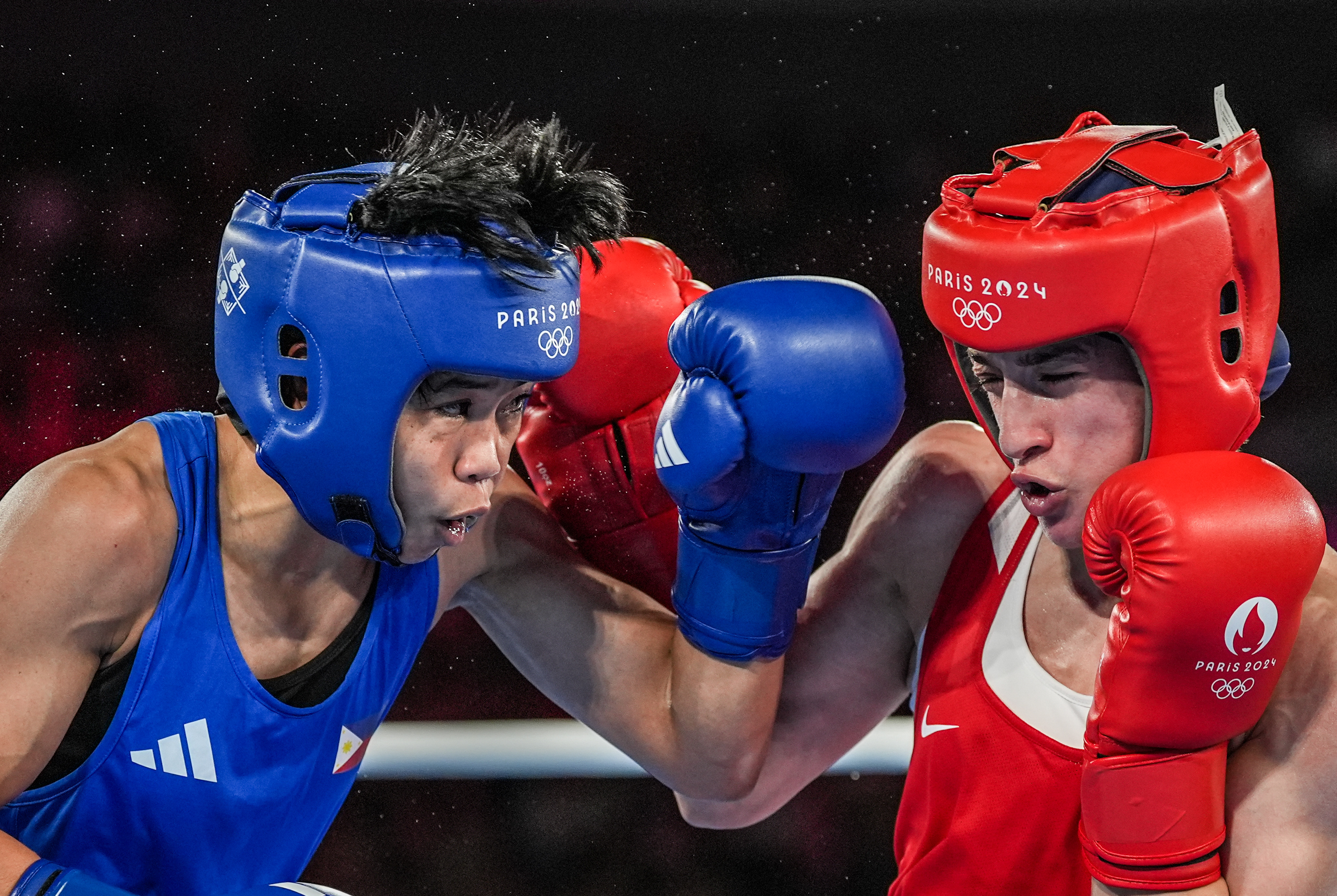 黑白直播体育-爱尔兰选手在拳击比赛中披荣耀