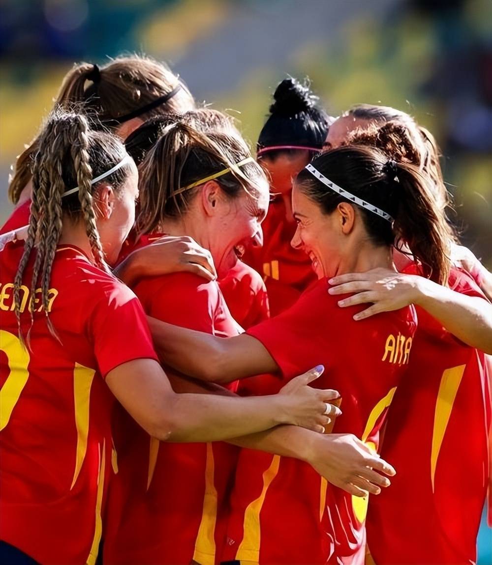 黑白直播-包含巴西再夺南美足坛女足桑巴杯，巴西队荣耀夺冠的词条