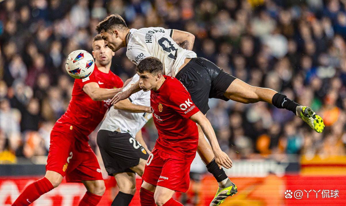 黑白直播-关于瓦伦西亚客场告捷，保级形势稍有好转的信息