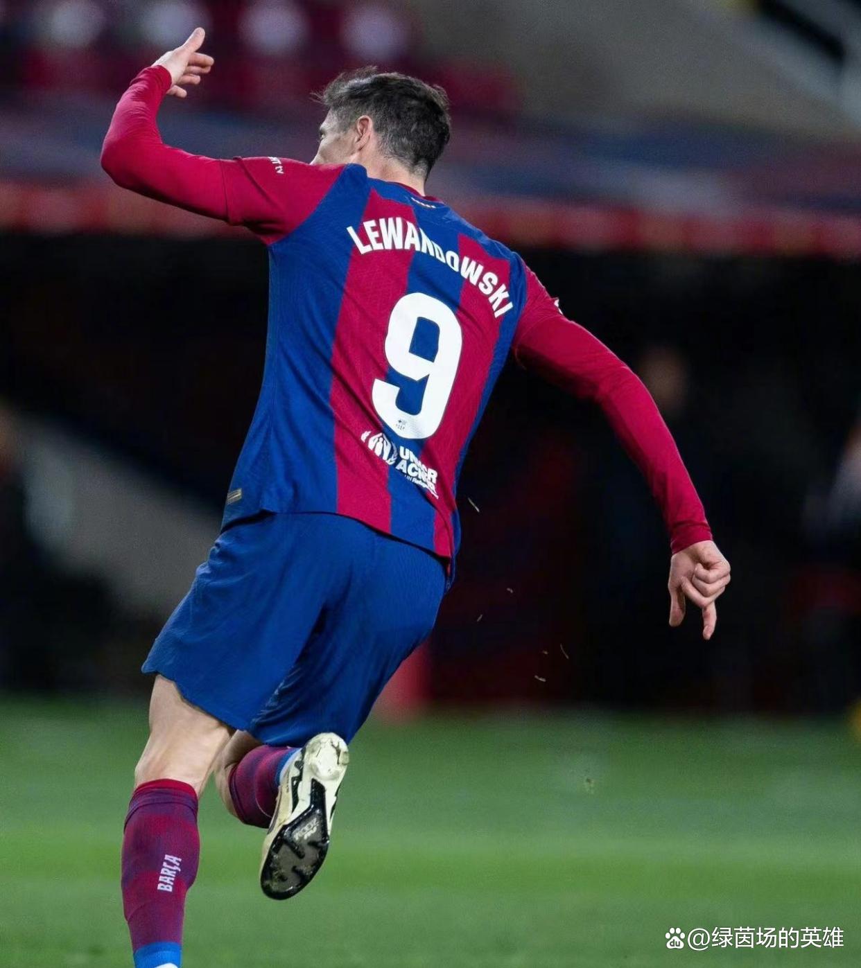 关于瓦伦西亚客场告捷,保级形势稍有好转的信息 关于瓦伦西亚客场告捷,保级形势稍有好转的信息