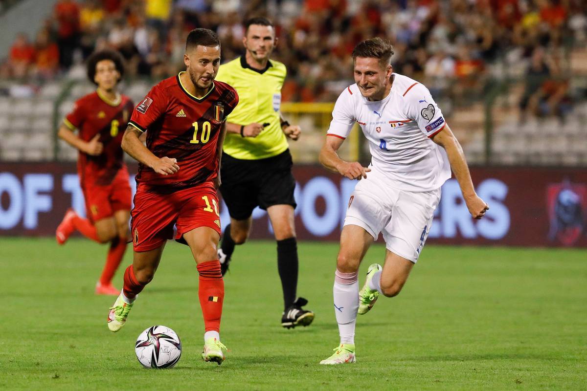 黑白直播nba-博洛尼亚球员在比赛中表现出色获赞