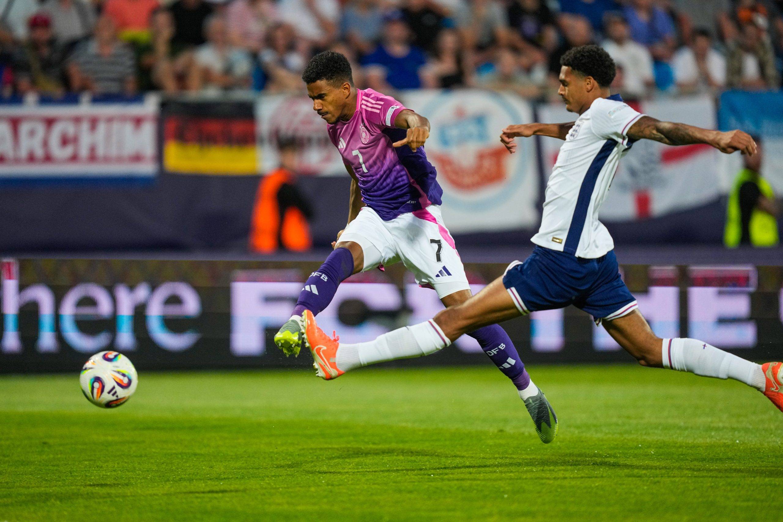 黑白直播nba-包含葡萄牙豪取三连胜，锁定欧预赛八强的词条