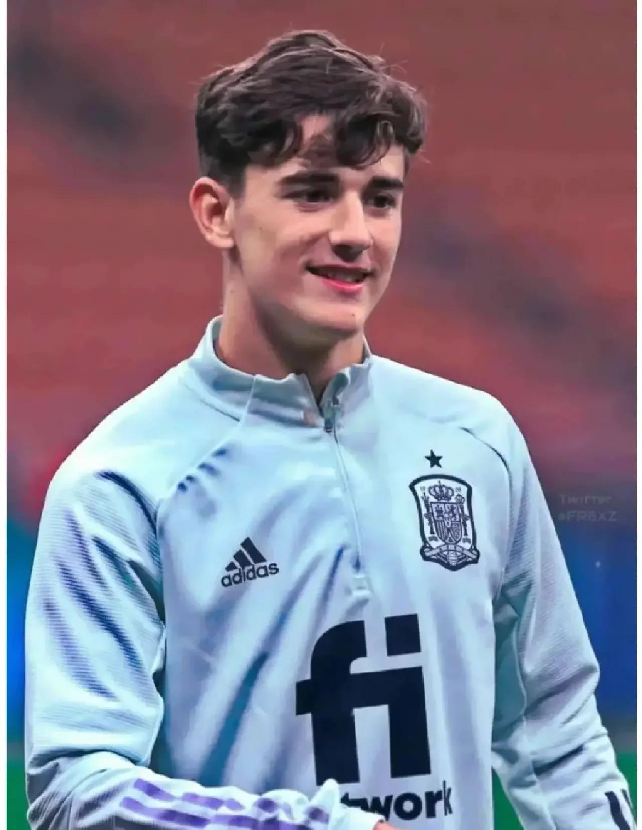 西班牙联赛崭露头角,年轻球员崭露头角的简单介绍 西班牙联赛崭露头角,年轻球员崭露头角的简单介绍