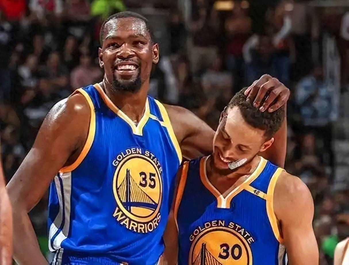 黑白直播在线观看nba-杜兰特在NBA中夺冠哈兰德，官方公布名单