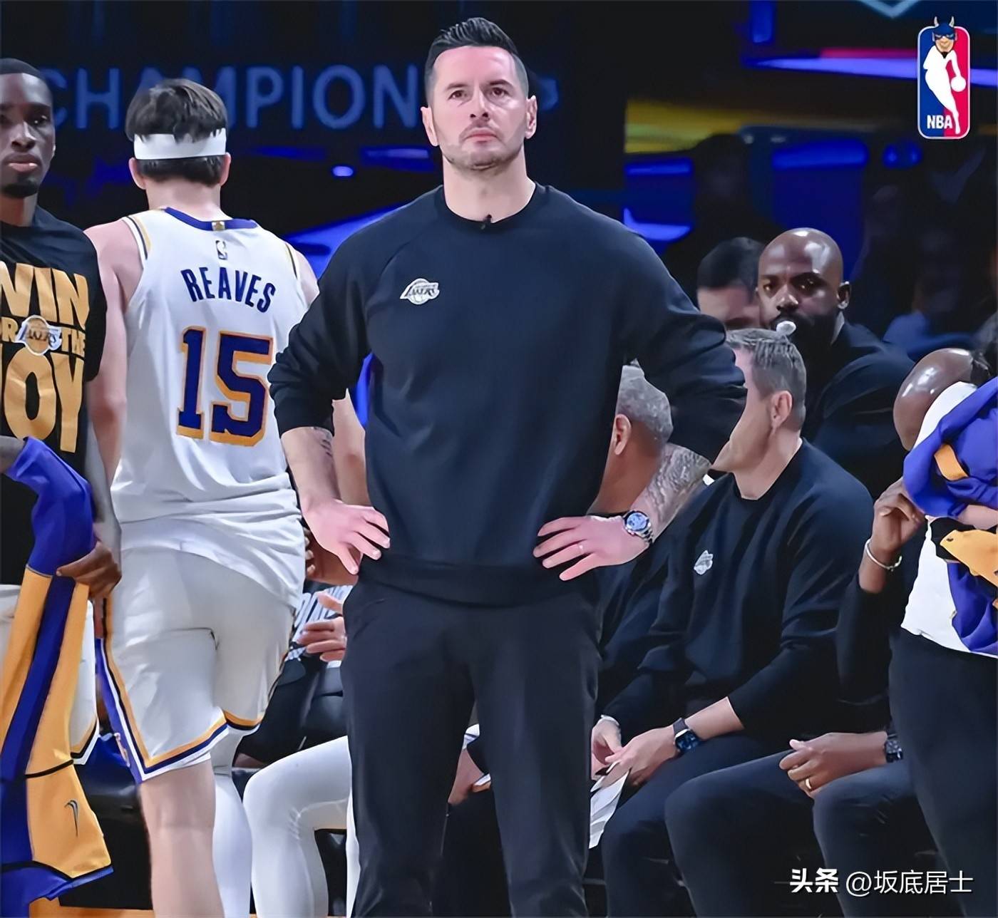 黑白直播在线观看-雷霆力克湖人，约基奇惊艳世界