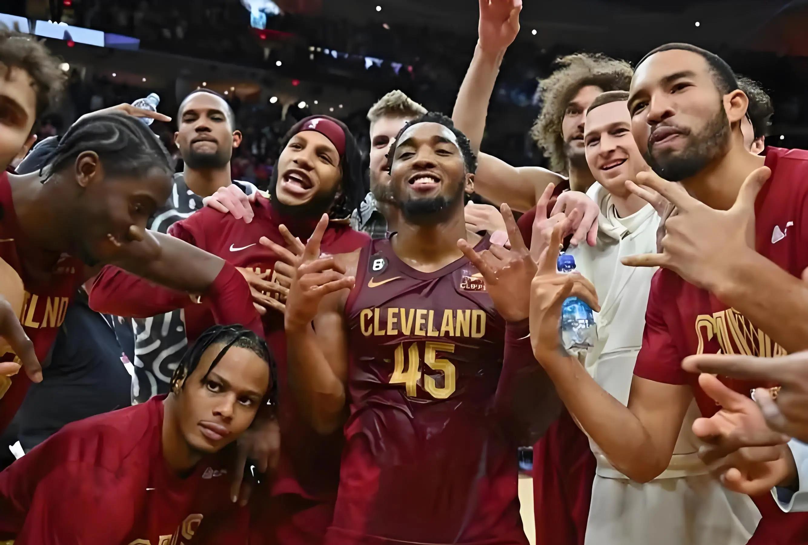 湖人战胜骑士，取得连胜