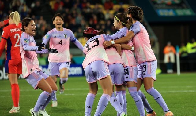 黑白直播nba在线观看-关于日本羽毛球队力克韩国羽毛球队，谌龙制霸全场的信息