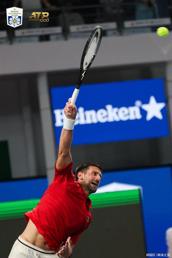 日本网球队强势西班牙网球队，德约科维奇高光表现的简单介绍