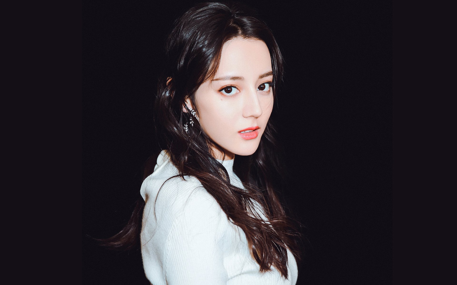 美加墨世界杯焦点战,南非硬仗取胜尼斯,逆境中闪耀足球之光