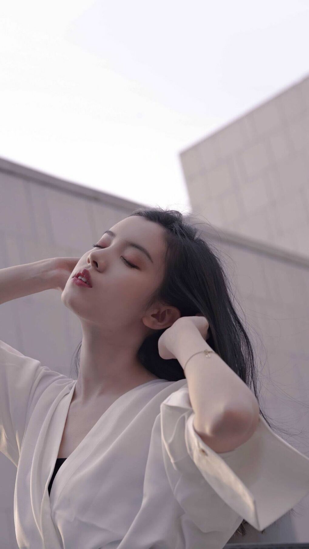 黑白直播在线观看nba-哈弗茨末节神奇接管，曼城友谊赛逆转厄瓜多尔