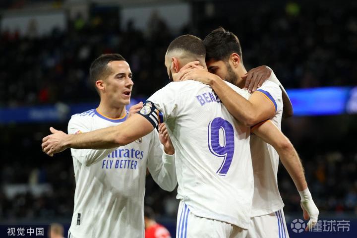 黑白直播nba在线观看-西甲国家德比焦点战，湖人强势拿下上海队